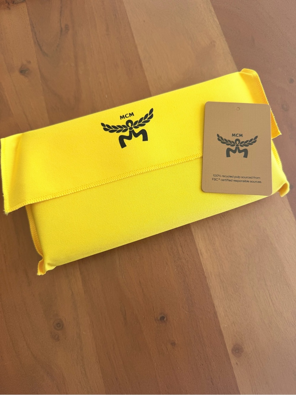 ✨ NWT SOLD OUT MCM Aren Crossbody Wallet | Cognac Visetos | Full Presentation - Picture 7 of 16